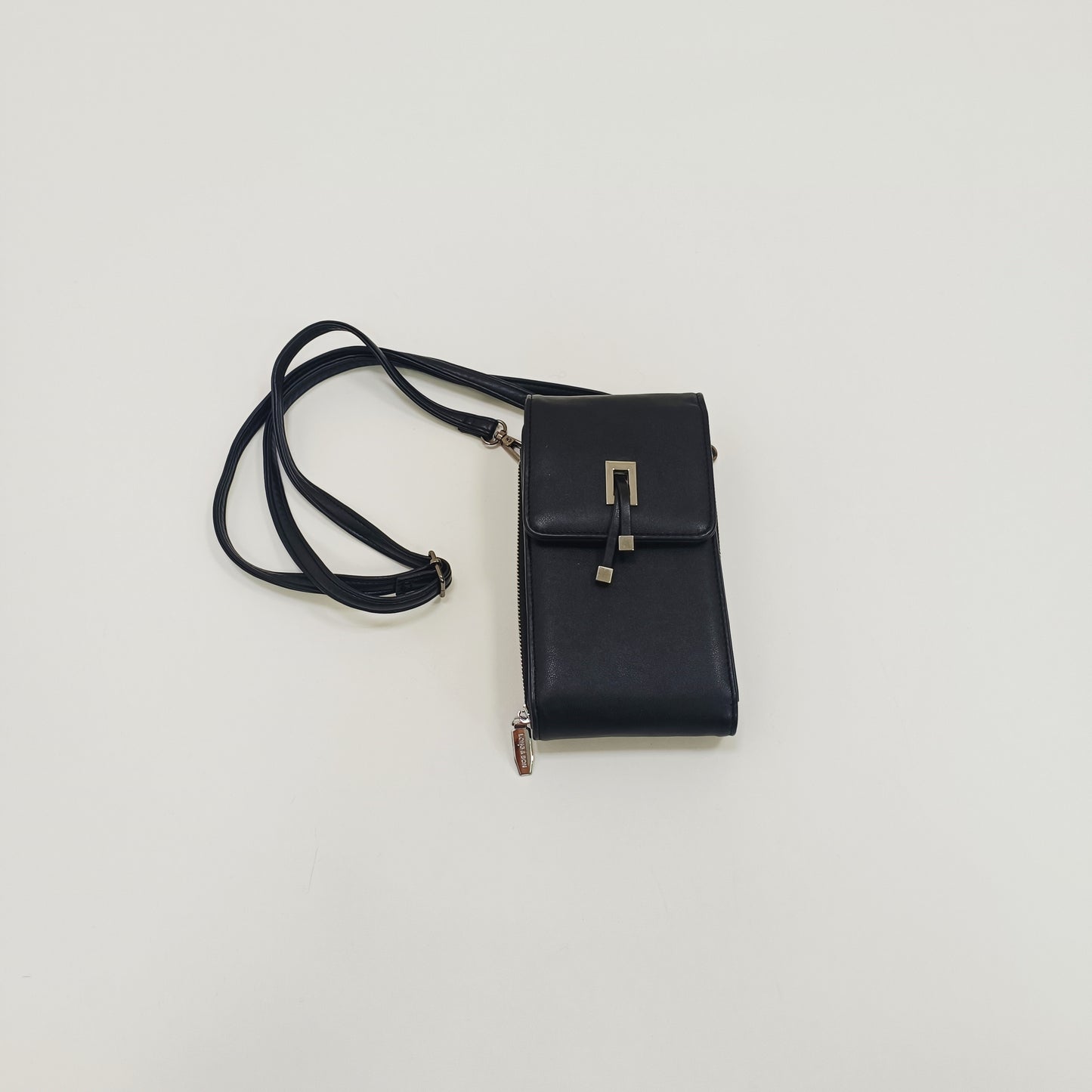 Black Faux Leather Silver Hardwear Crossbody Phone Bag ONE Size | Preloved