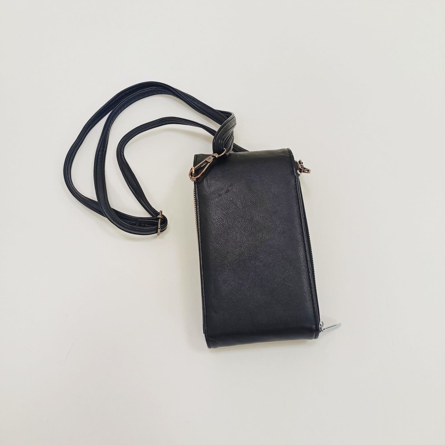 Black Faux Leather Silver Hardwear Crossbody Phone Bag ONE Size | Preloved