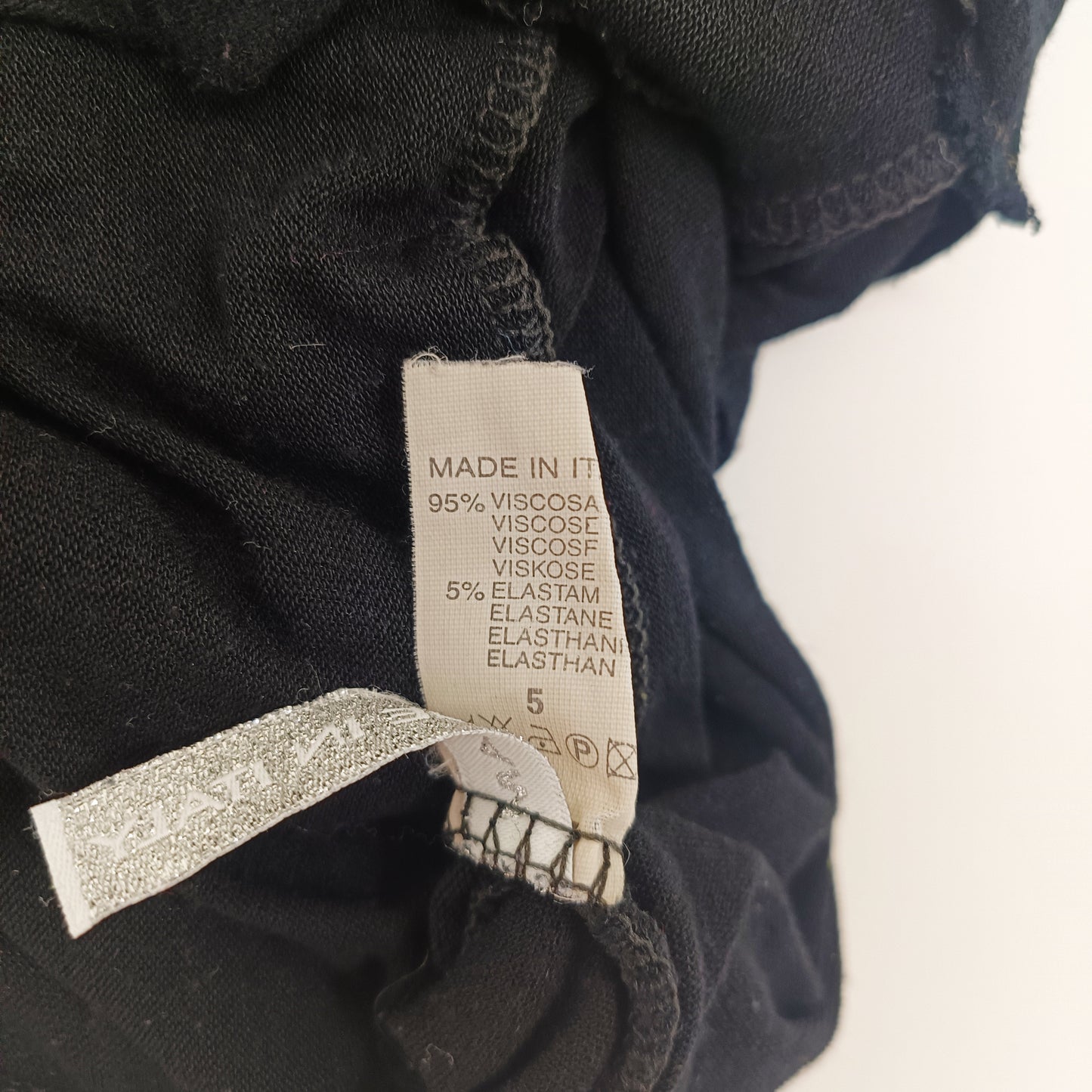 Black Ruffled Front Sleevless Top Size Small | Preloved