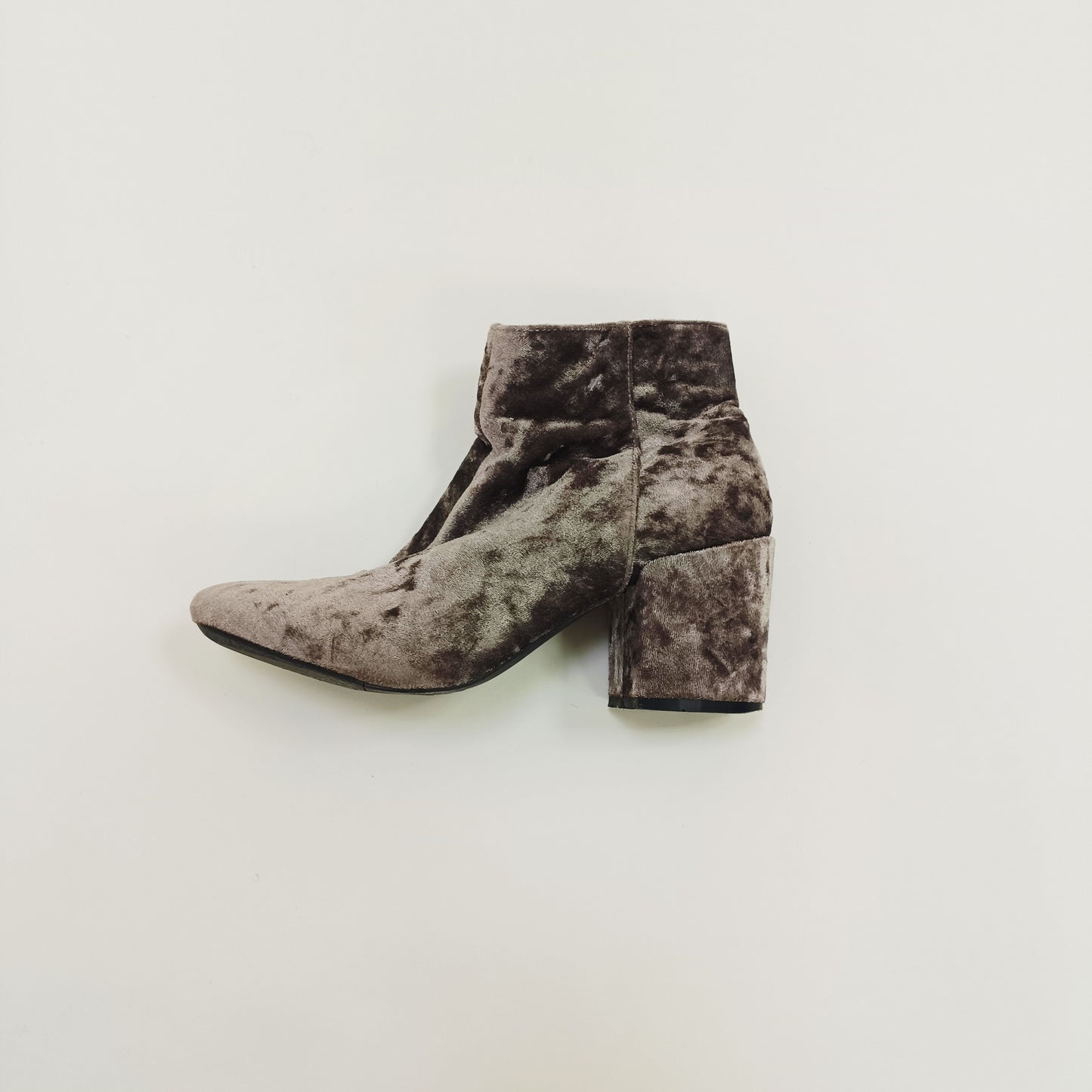 Purple Velvet Zip Up Block Heel Boots Size 6 | Preloved
