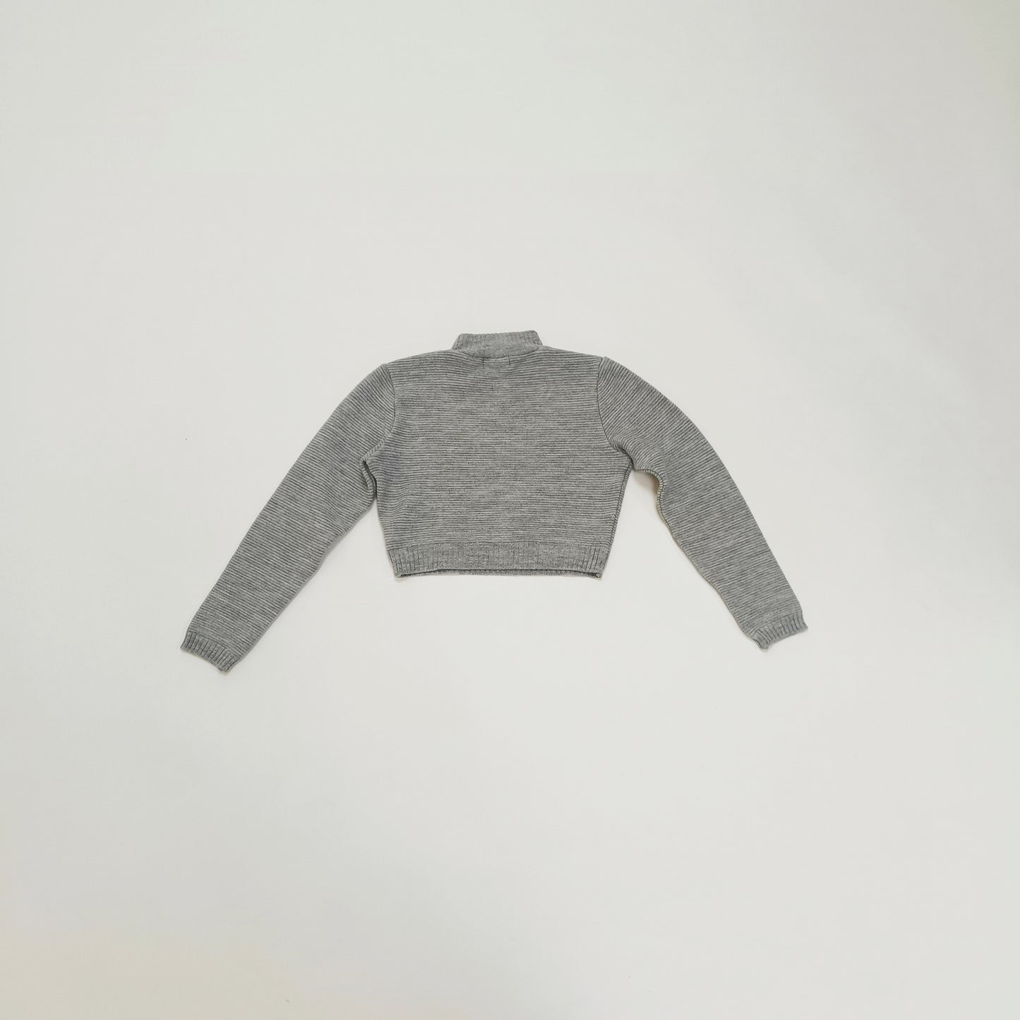 Light Grey Ribbed Cropped Knitted Crew Neck Jumper Size Small | Preloved