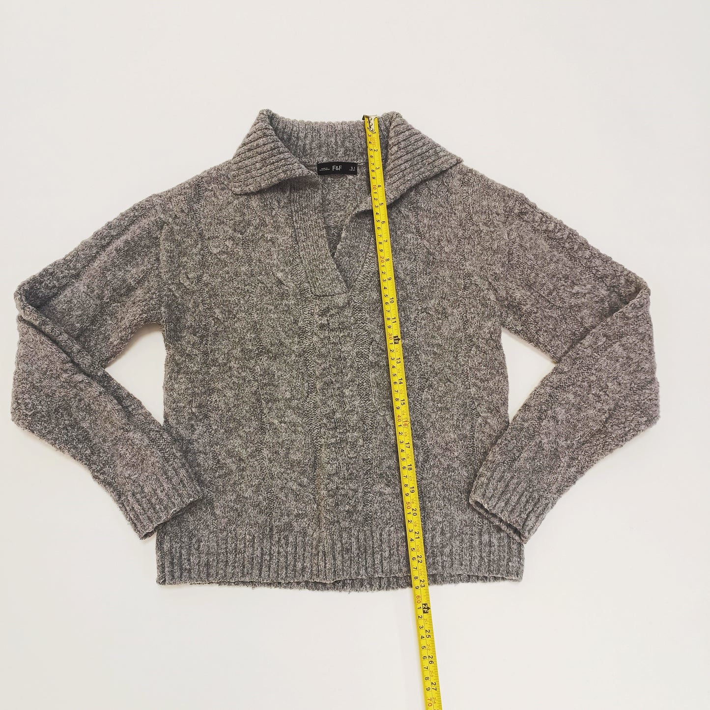 Grey Chunky V Neck Cable Knit Jumper Size Extra Small | Preloved