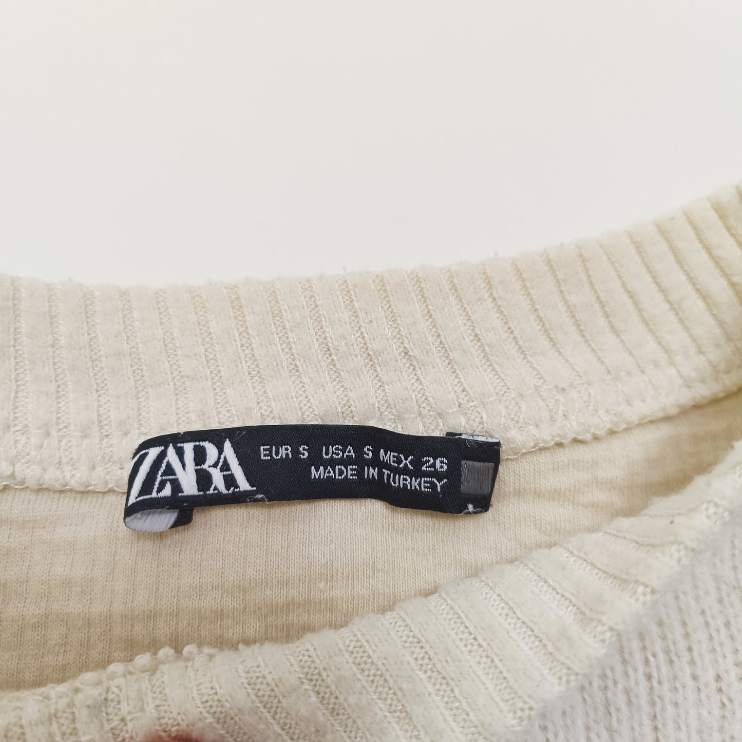 Cream Ribbed Cropped Womens Jumper Size Small | Preloved