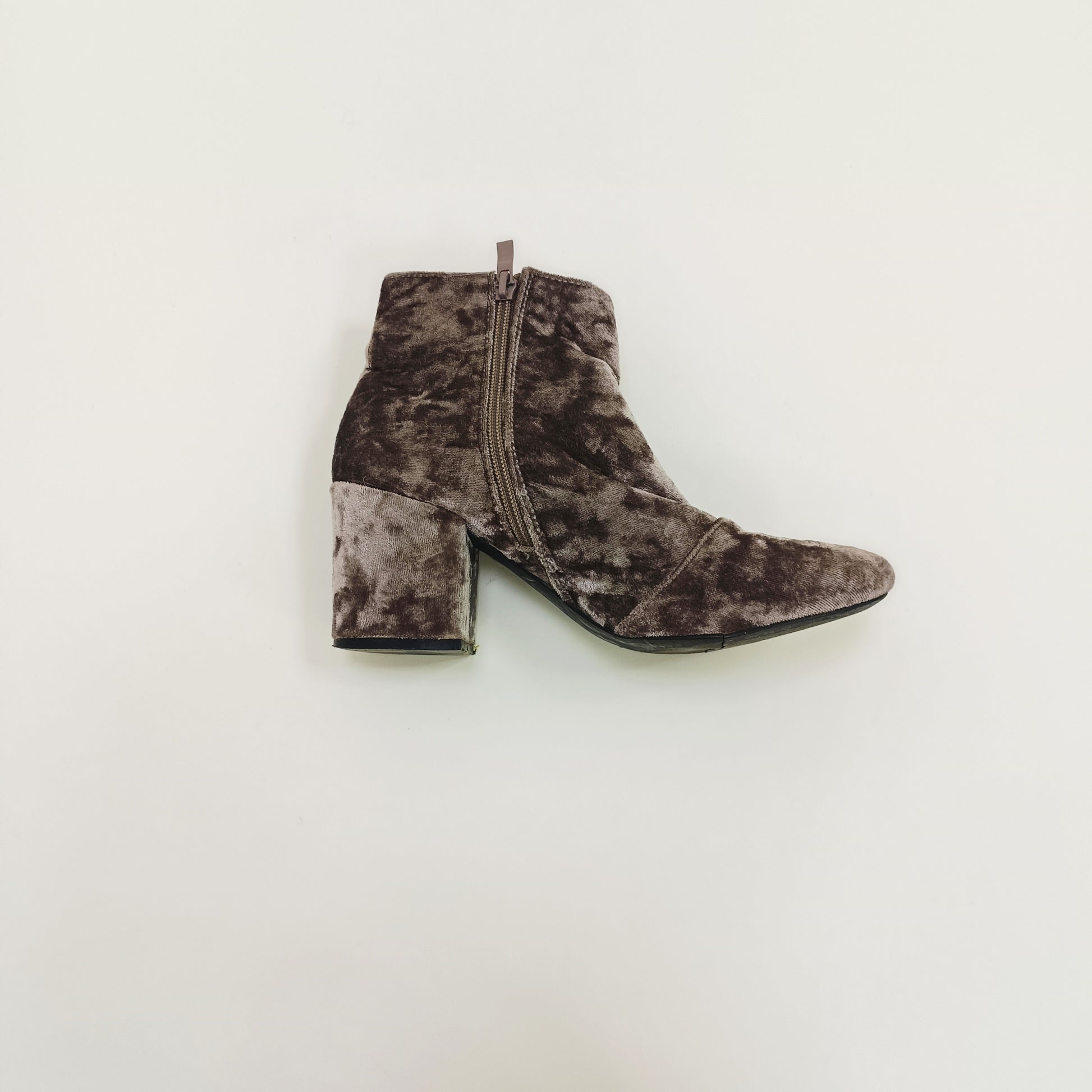 Purple Velvet Zip Up Block Heel Boots Size 6 | Preloved