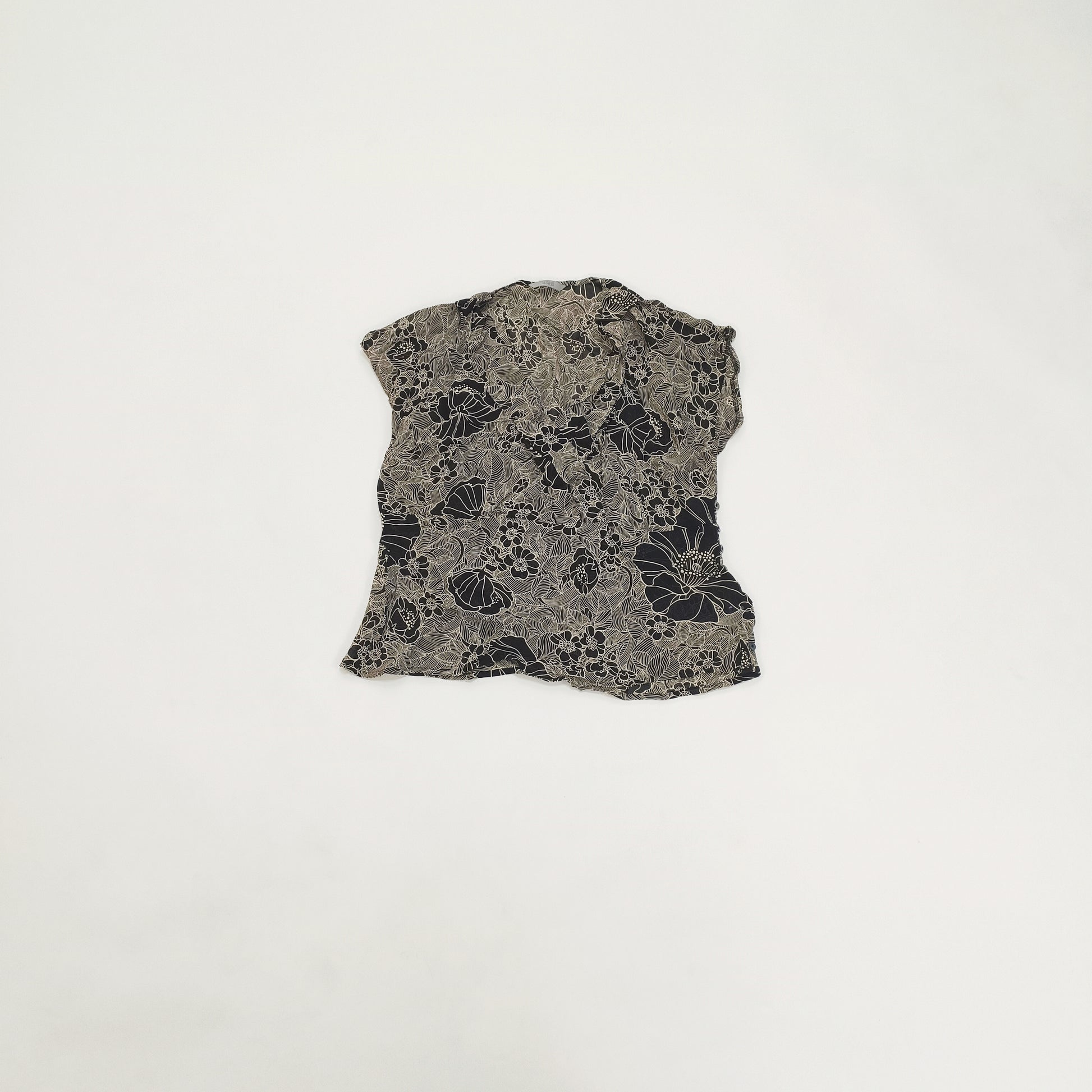Monochrome Floral Wrap Style Short Sleeve Blouse Size Large | Preloved