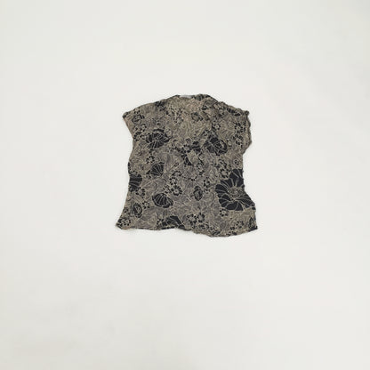 Monochrome Floral Wrap Style Short Sleeve Blouse Size Large | Preloved