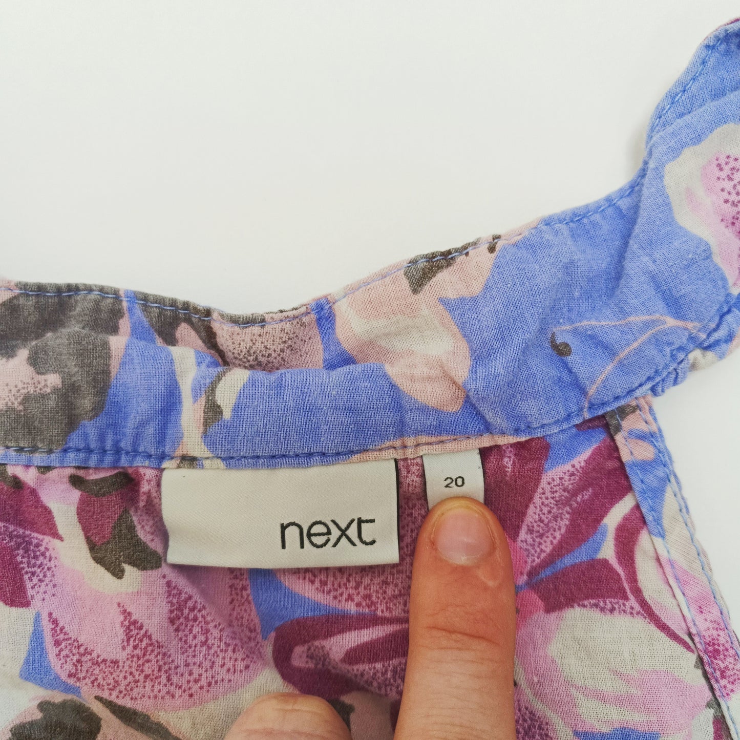 Blue & Pink Floral Sleeveless Top Size Extra Large | Preloved