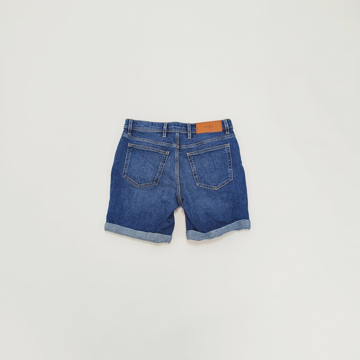 Mid Wash Mid Waist Womens Denim Shorts Size Medium | Preloved