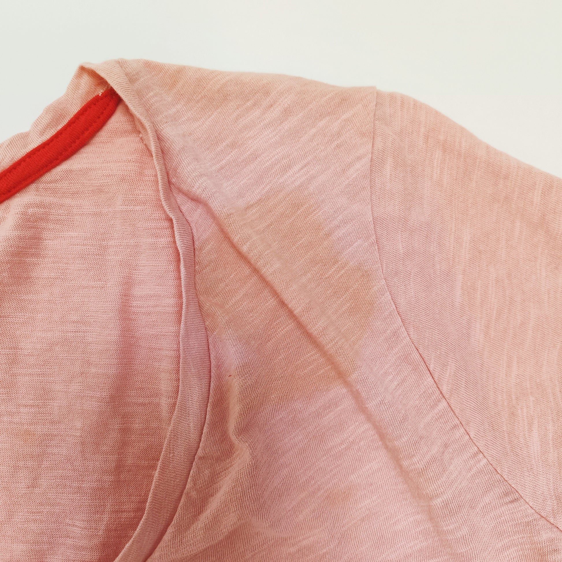 Light Pink V Neck Womens Short Sleeve T-Shirt Size Large | Preloved