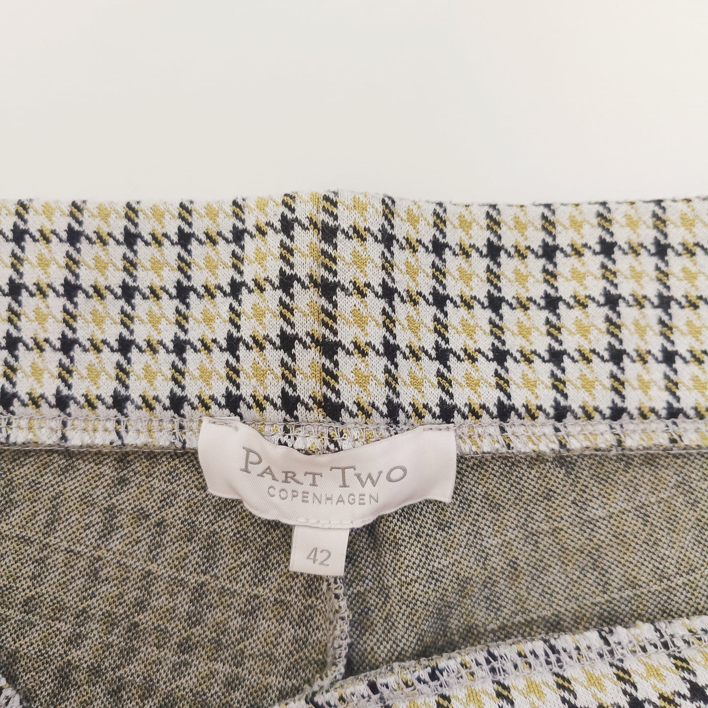Brown Houndstooth Flared Womens Trousers Size Medium | Preloved