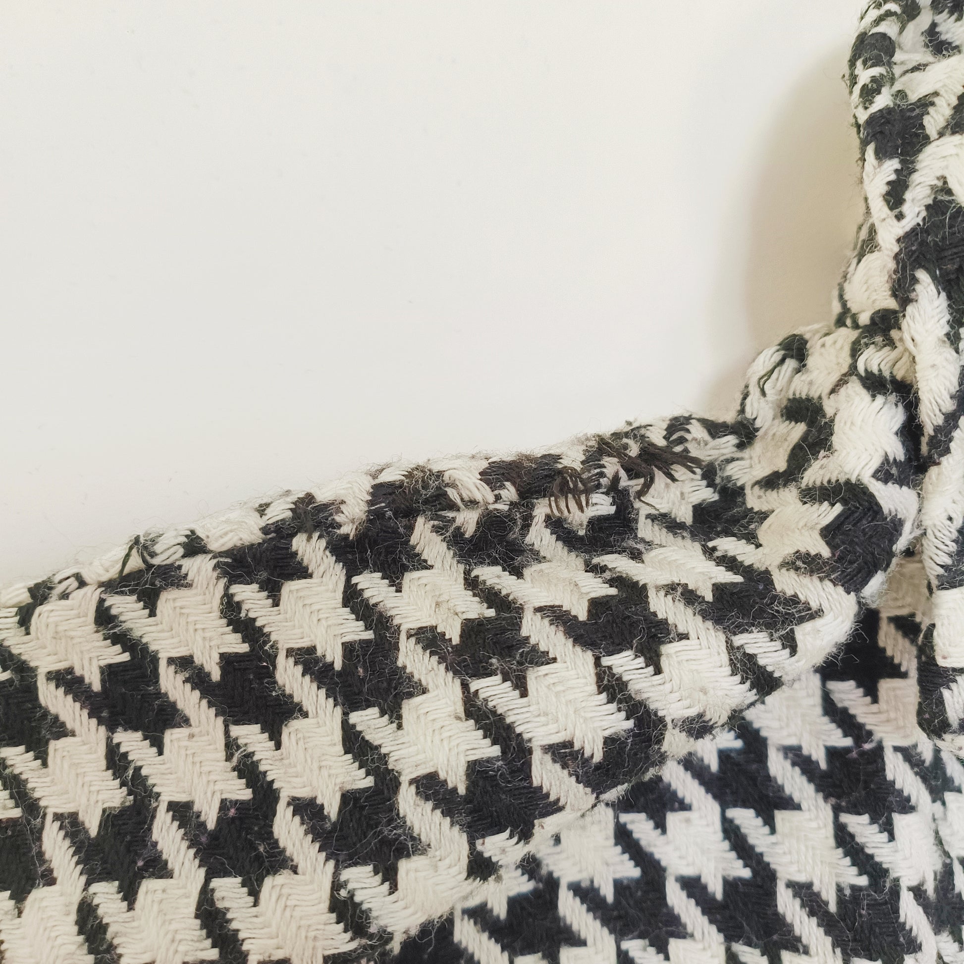 Houndstooth Long Sleeve Women's Shacket Size Medium | Preloved