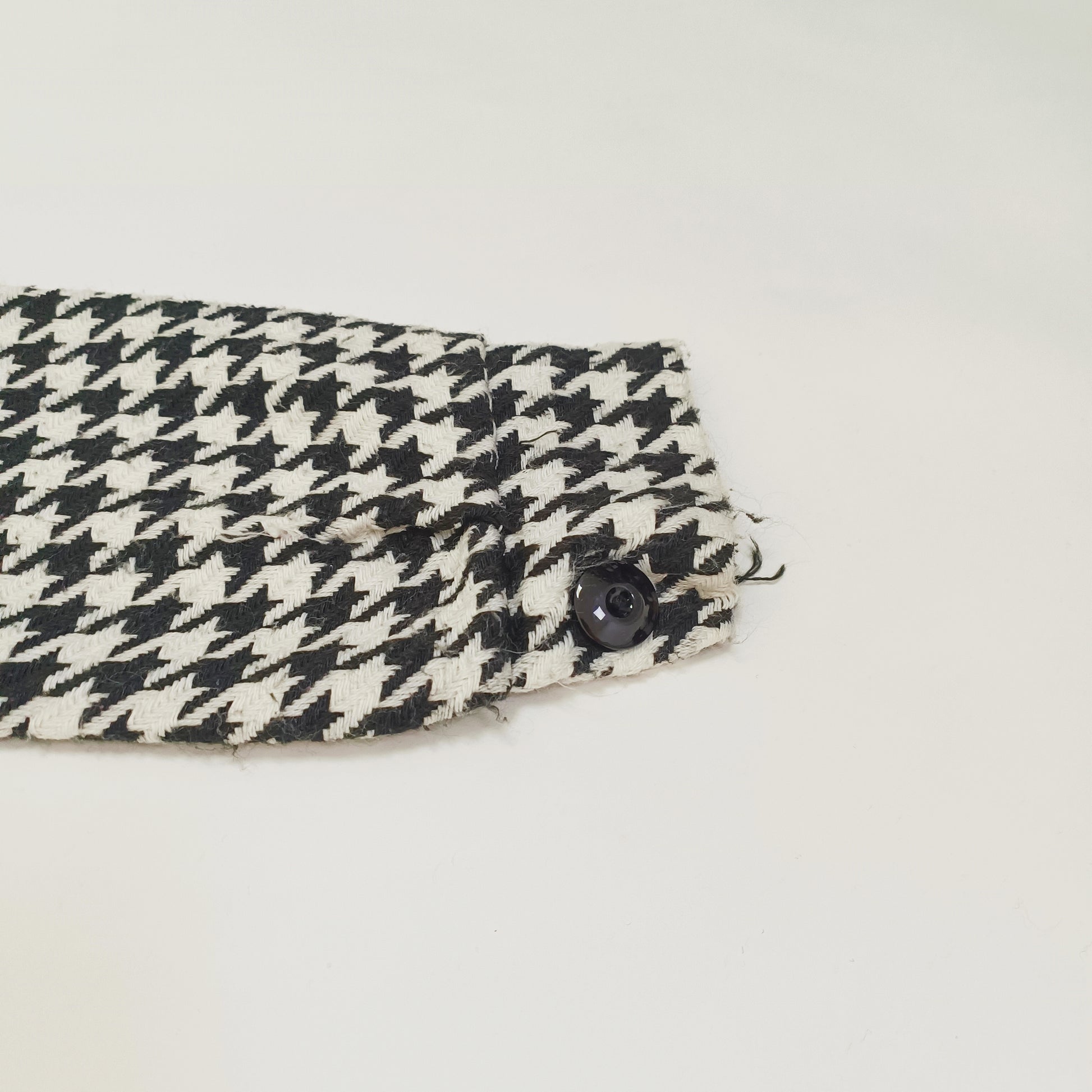 Houndstooth Long Sleeve Women's Shacket Size Medium | Preloved
