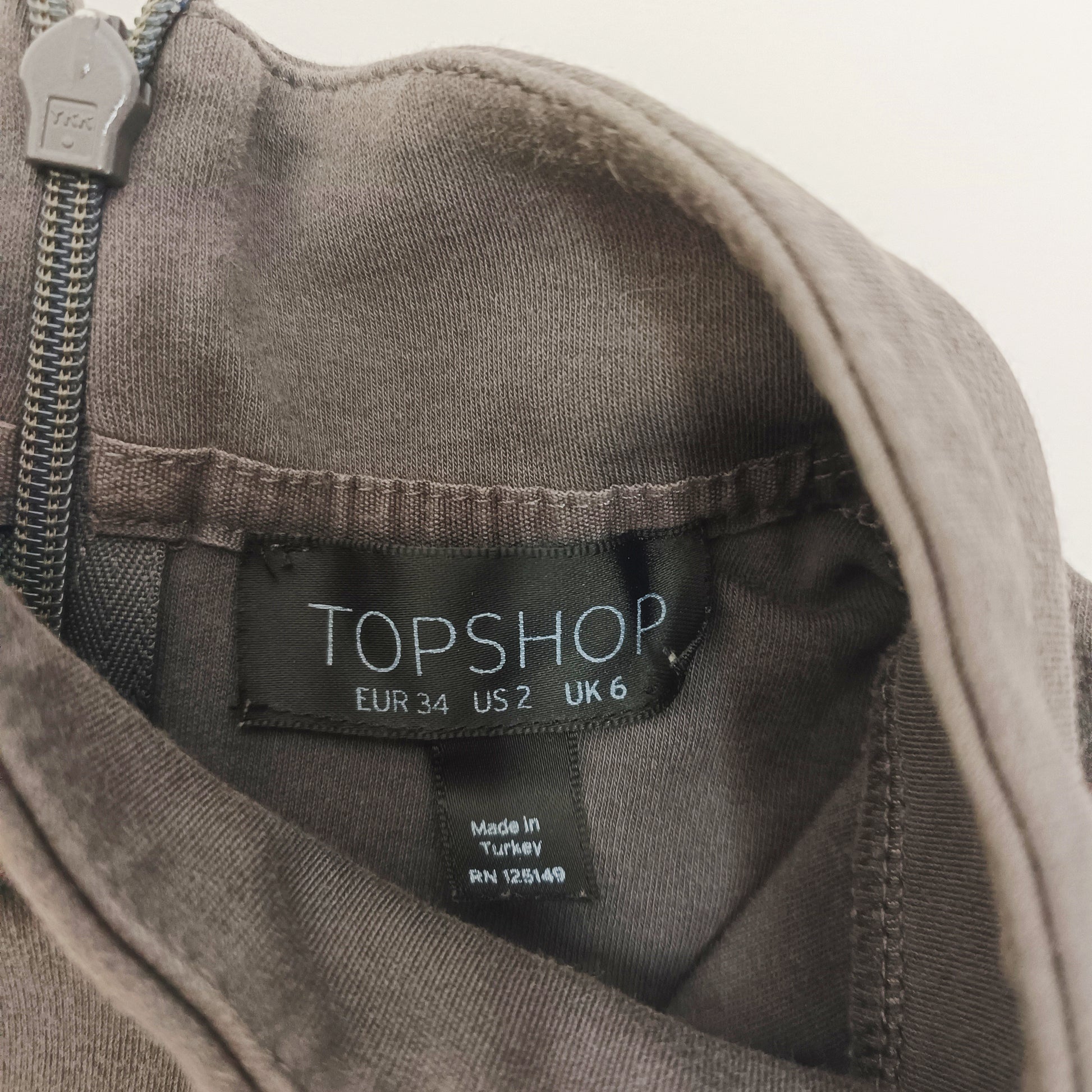 Grey Funnel Neck Short Sleeve Top Size Extra Small | Preloved