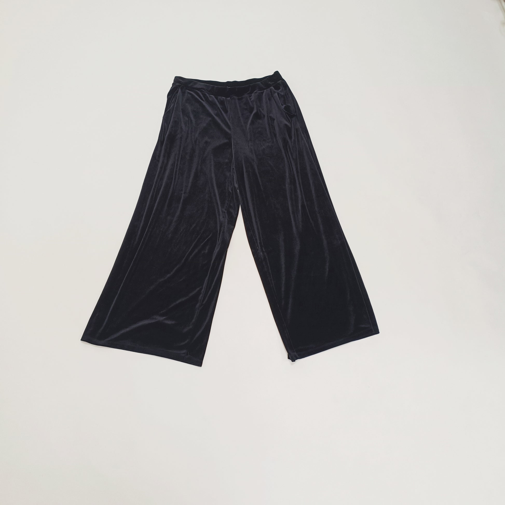 Black Velvet High Waist Wide Leg Trousers Size Large | Preloved