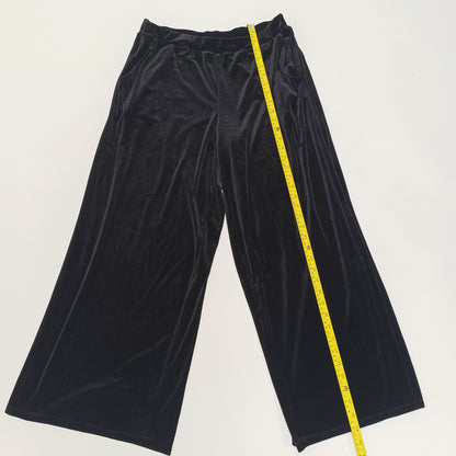 Black Velvet High Waist Wide Leg Trousers Size Large | Preloved