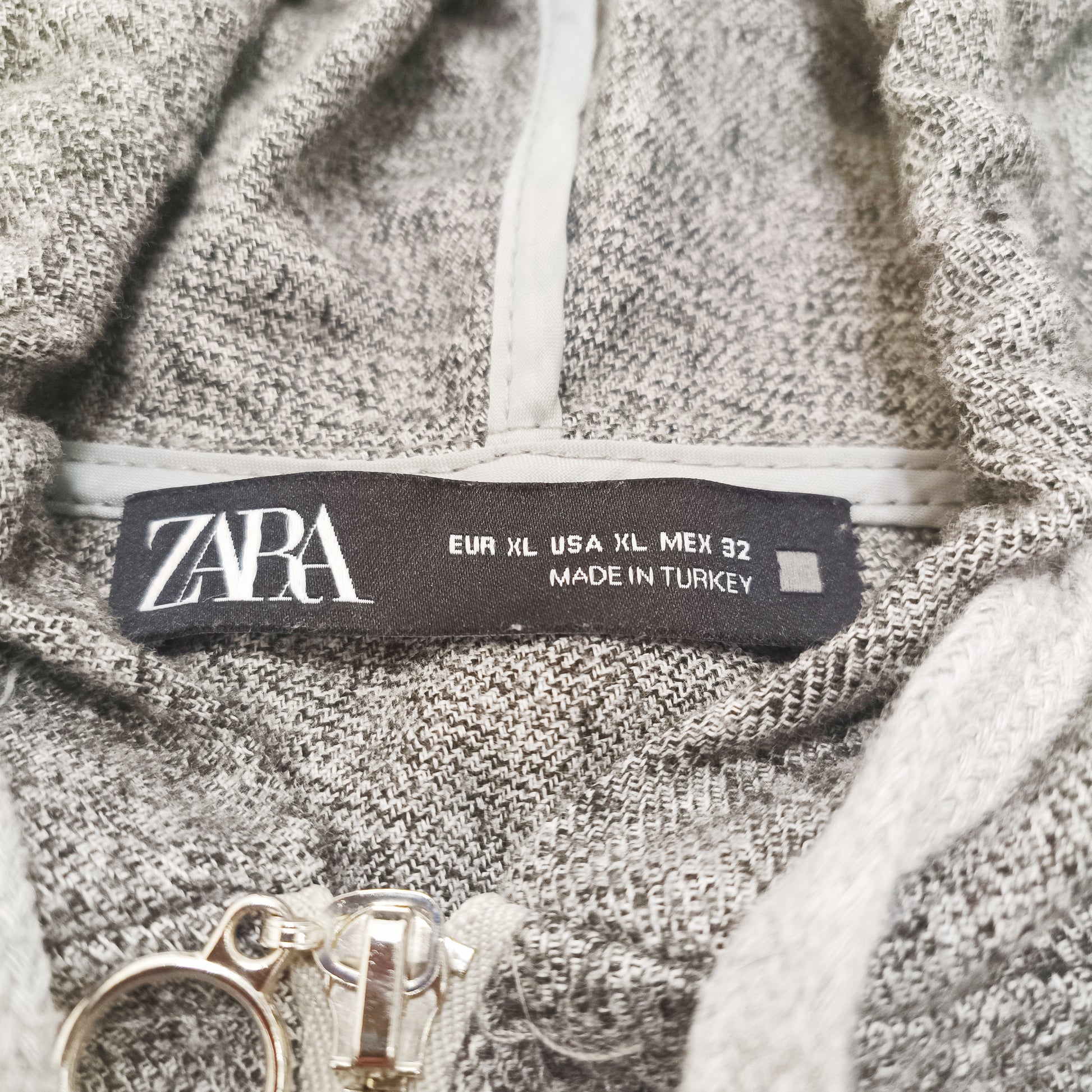 Grey Flecked Cropped Womens Hoodie Size Extra Large | Preloved
