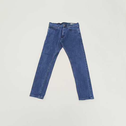 Dark Wash Slim Leg Mid Rise Womens Jeans Size Medium | Preloved