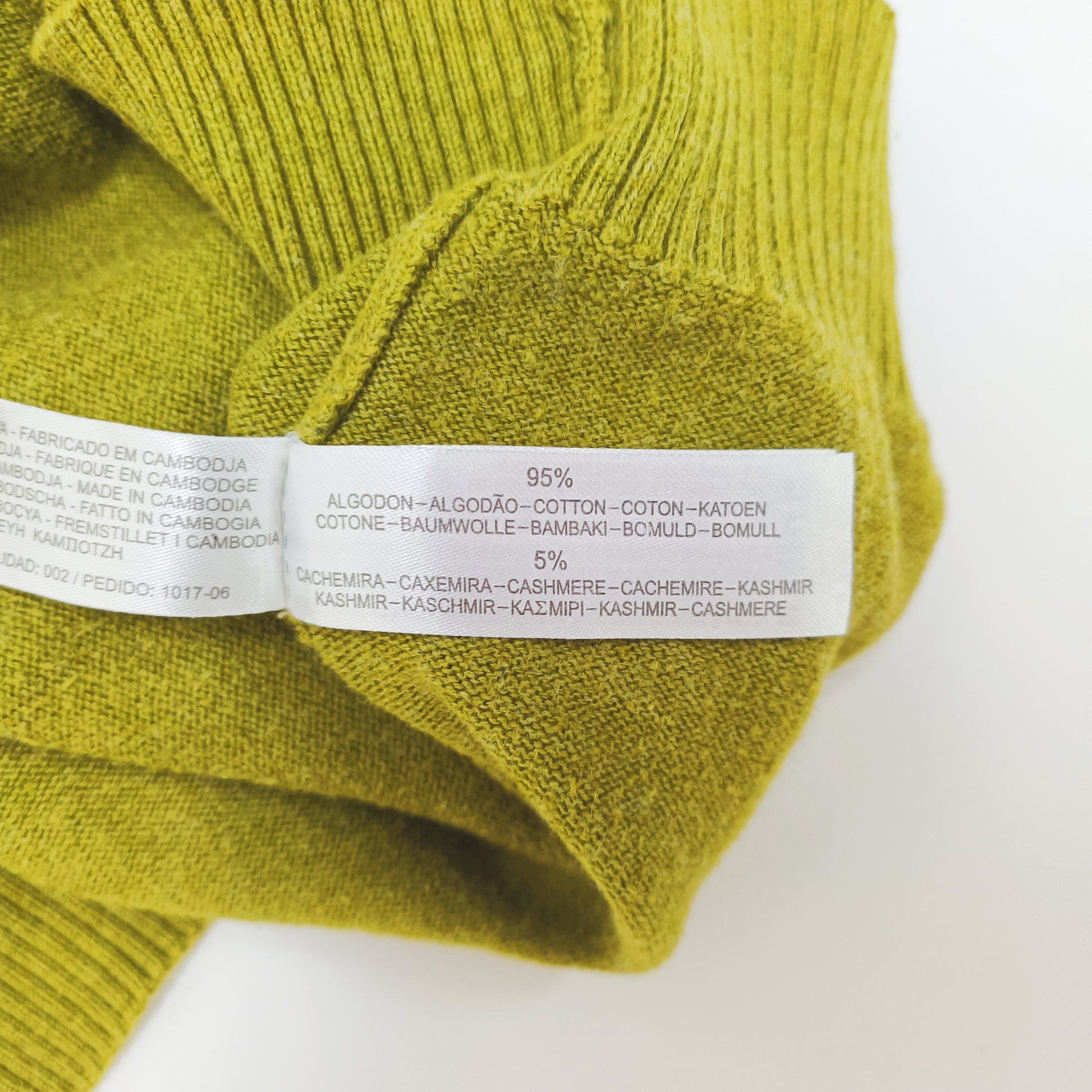 Olive Green V Neck Knitted Jumper Size Large | Preloved