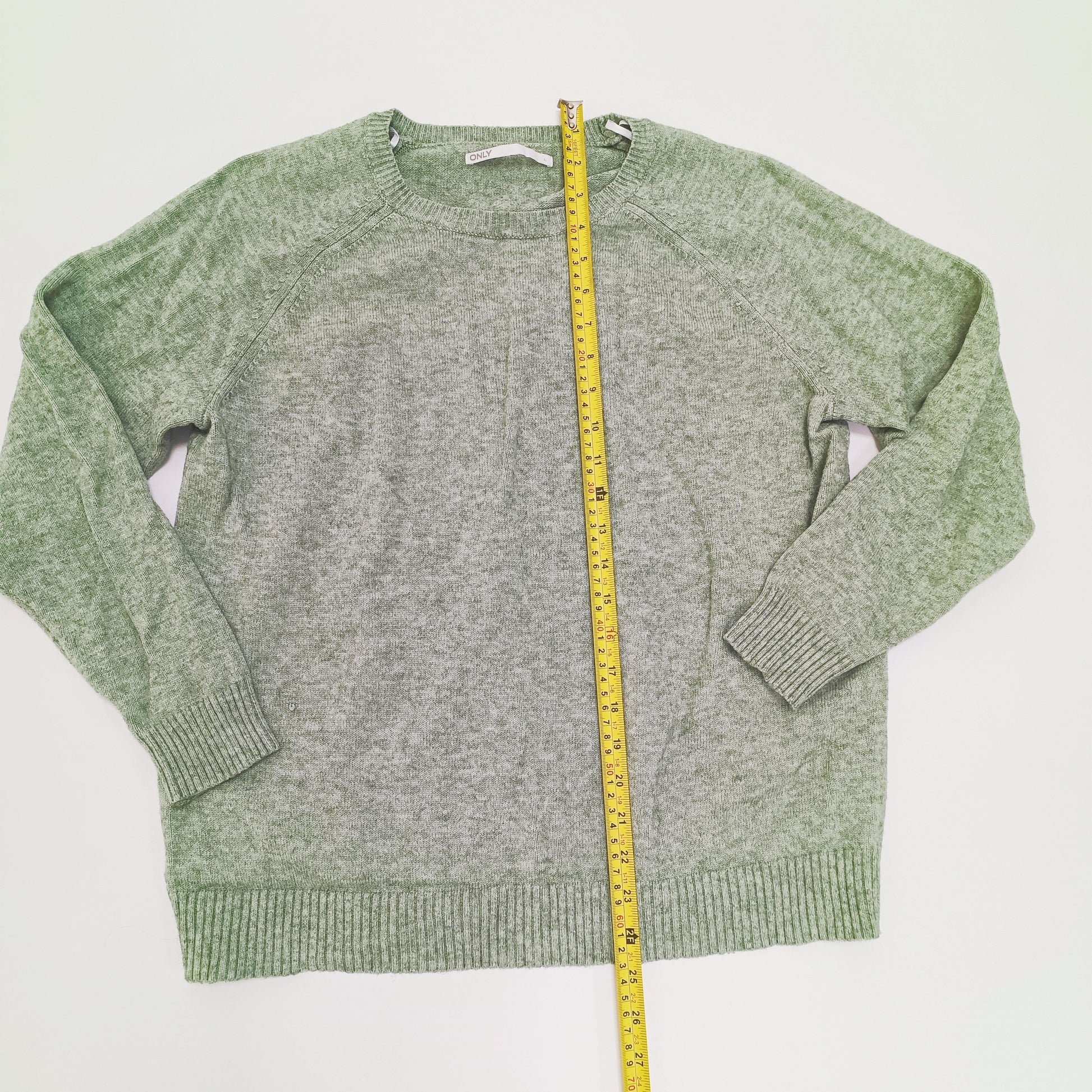 Light Green Crew Neck Knitted Jumper Size Small | Preloved