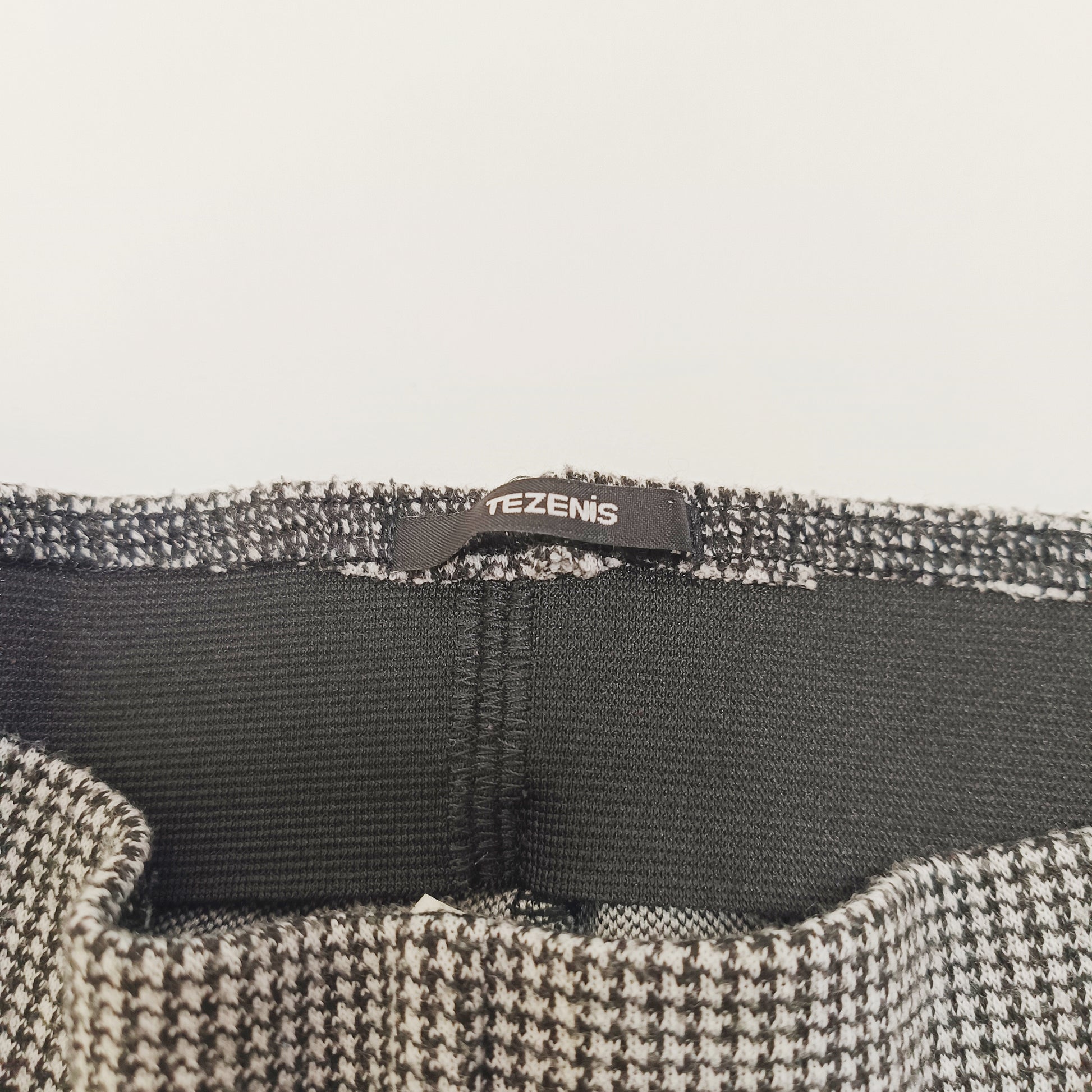 Houndstooth Print High Waist Leggings Size Small | Preloved