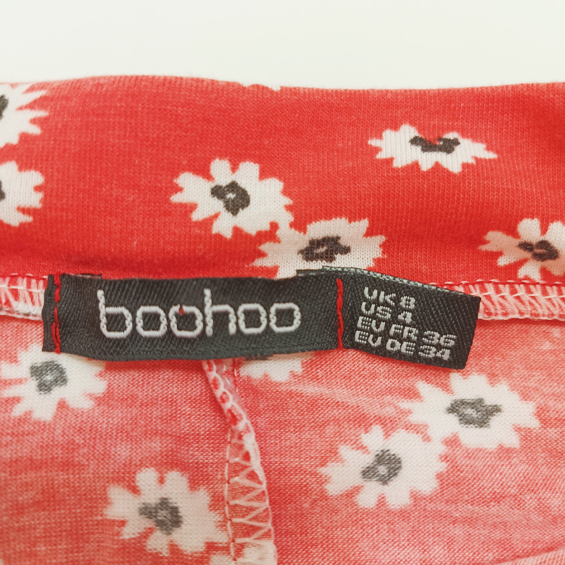 Red Floral Print Flared Mini Skirt Size Extra Small | Preloved
