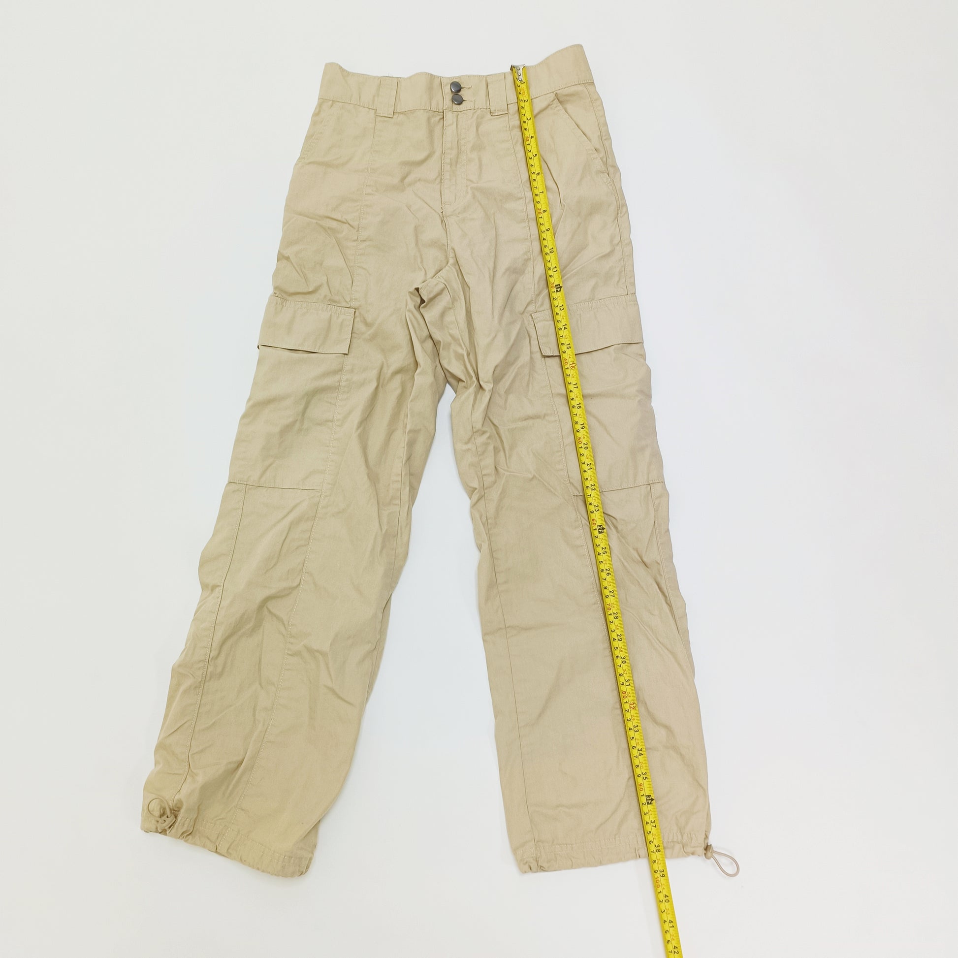 Beige High Waist Cargo Pants With Ankle Toggles Size Small | Preloved