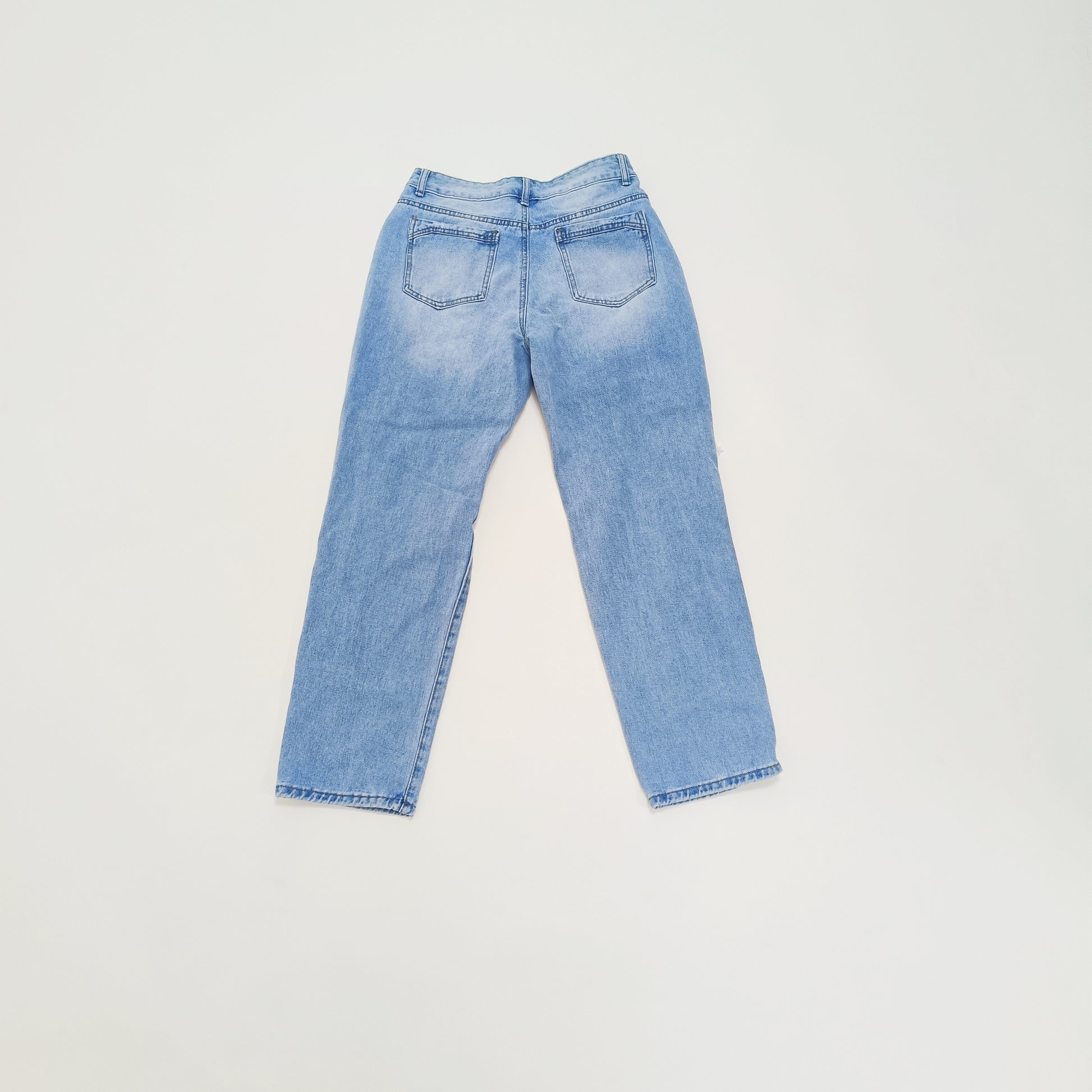 Light Wash High Waist Ripped Straight Leg Jeans Size Medium | Preloved
