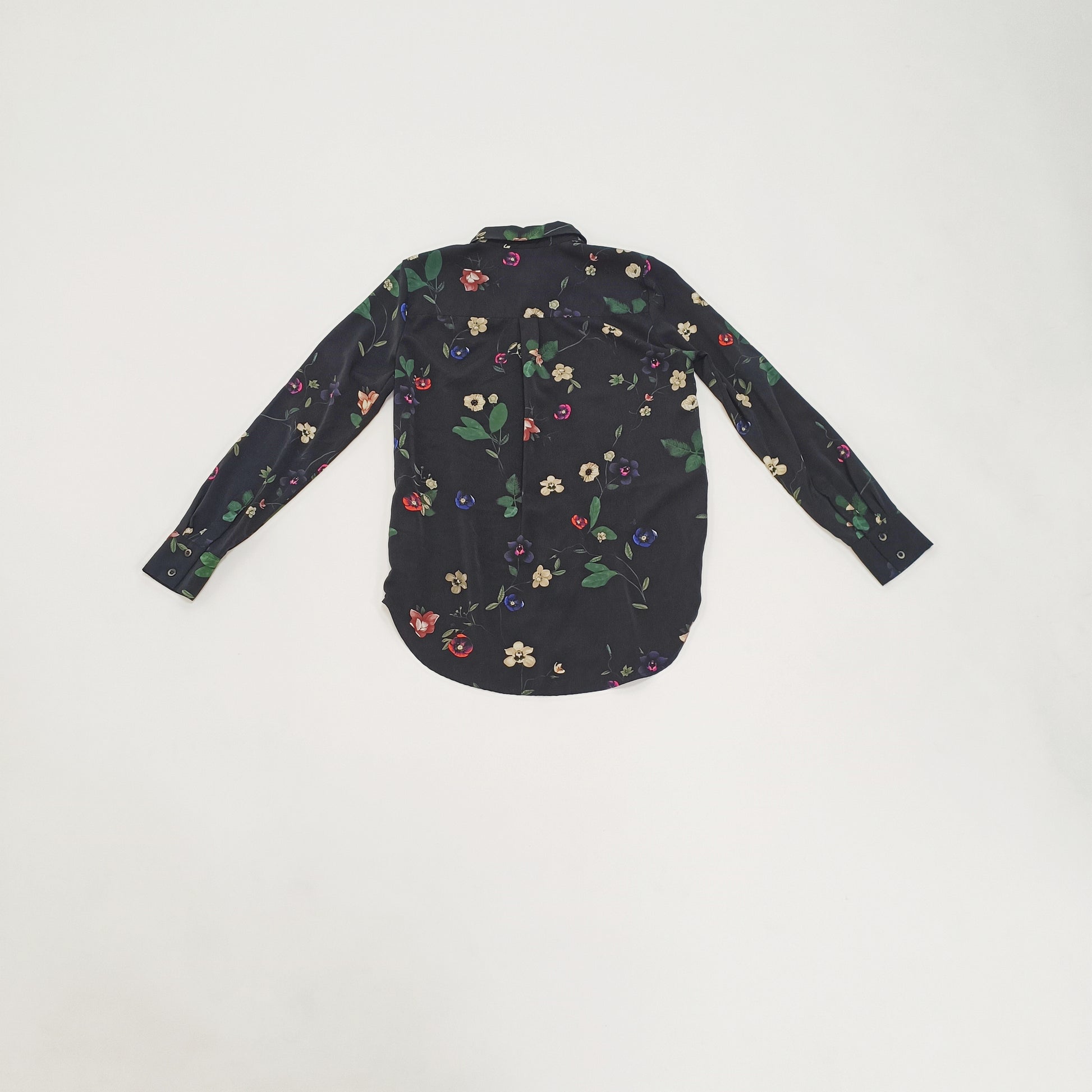 Dark Floral Button Up Womens Soft Touch Shirt Size Medium | Preloved