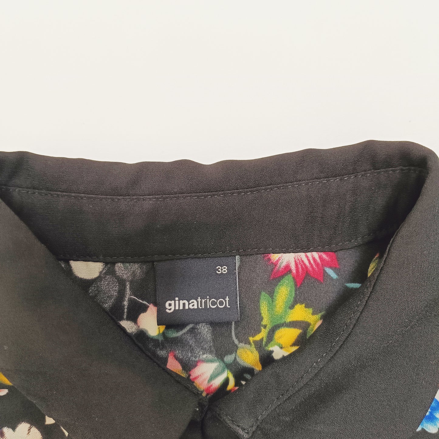 Dark Floral Button Up Womens Sheer Shirt Size Small | Preloved