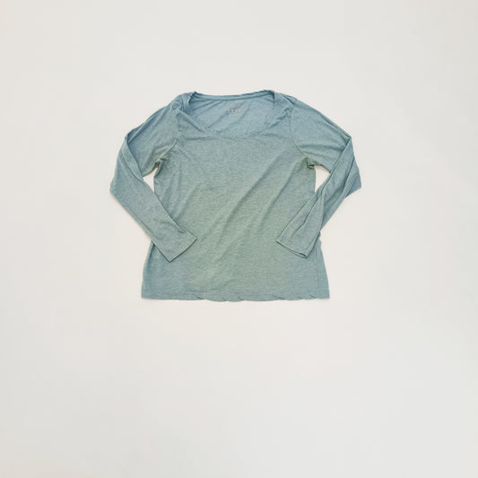 Light Blue Long Sleeve T-Shirt Size Extra Large | Preloved