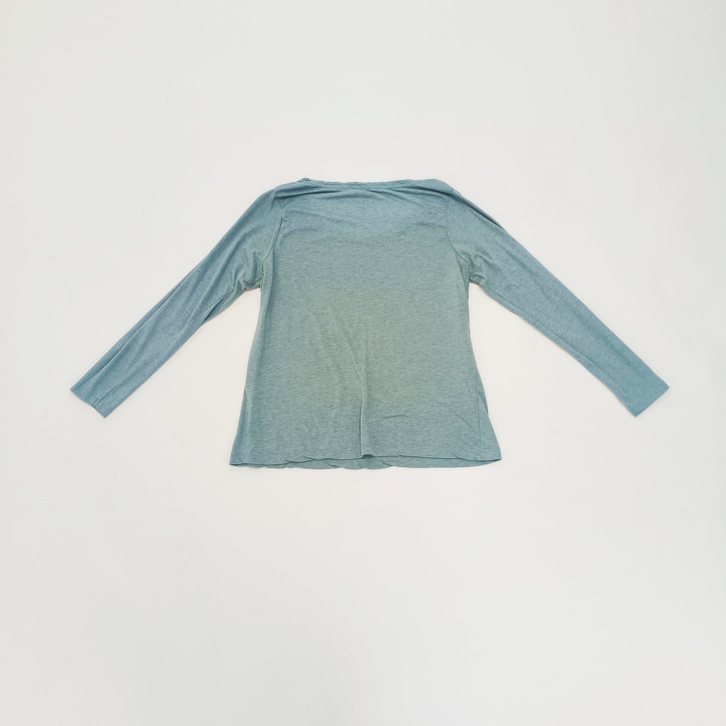 Light Blue Long Sleeve T-Shirt Size Extra Large | Preloved